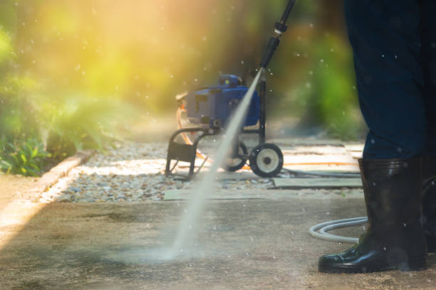 Best Sign and Awning Cleaning  in Cactus, TX